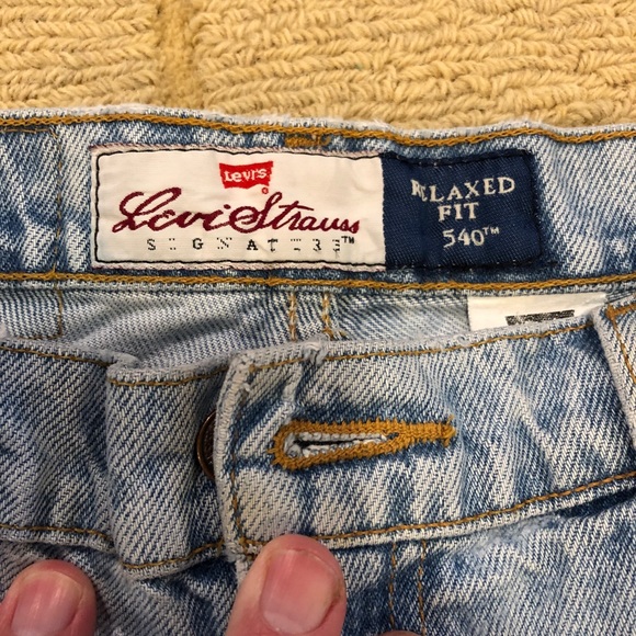 Vintage (90’s) Levi Strauss Stone Washed Jean Shorts, W36 - Picture 2 of 15